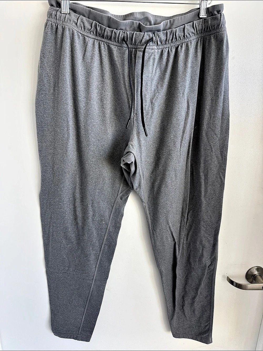 lululemon Men’s Gray Leggings Size XL